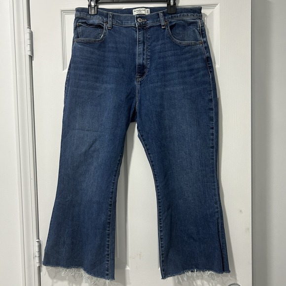 Abercrombie & Fitch Denim - Abercrombie & Fitch Curve Love Women's 33/16 Flare Ultra High Rise Denim Jeans
